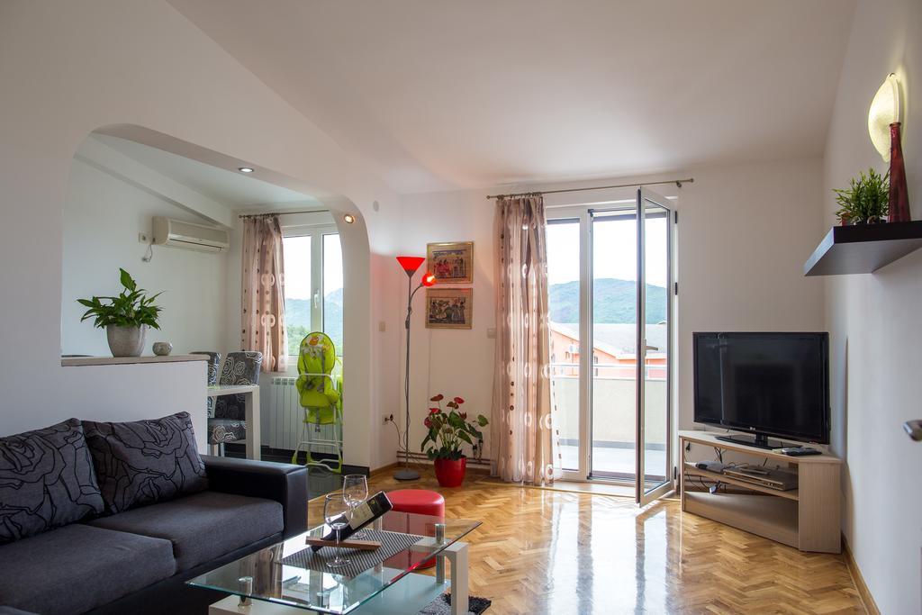 Apartments Vila Masha Petrovac エクステリア 写真
