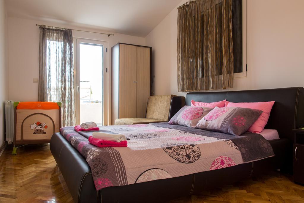 Apartments Vila Masha Petrovac エクステリア 写真