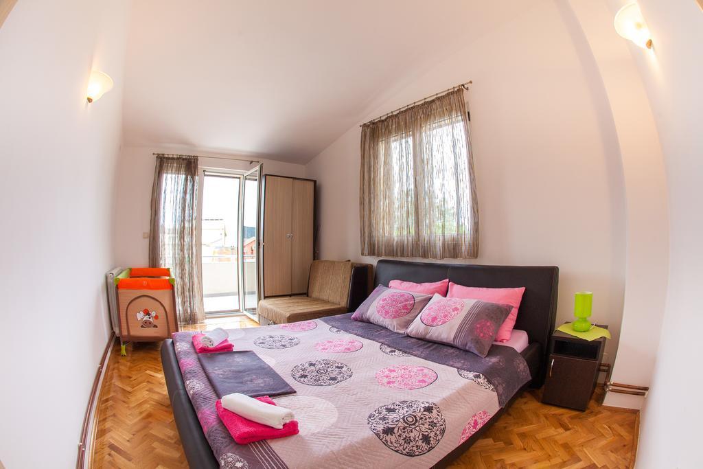 Apartments Vila Masha Petrovac エクステリア 写真