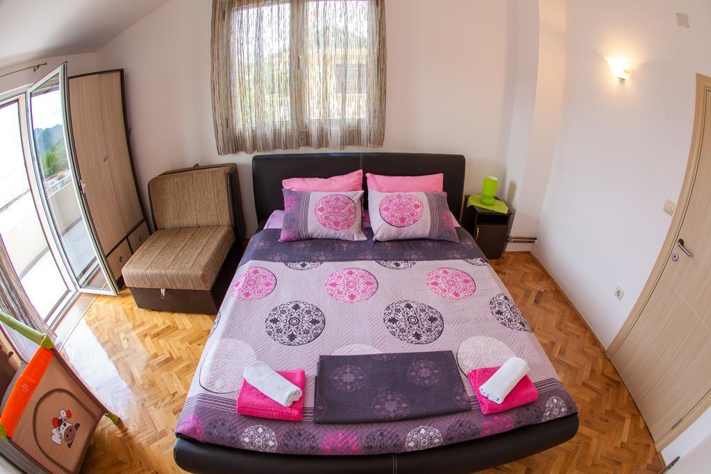 Apartments Vila Masha Petrovac エクステリア 写真