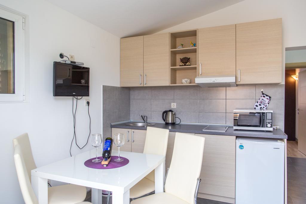 Apartments Vila Masha Petrovac エクステリア 写真