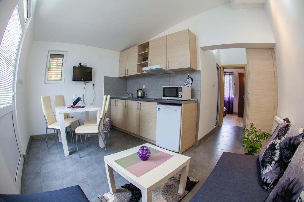 Apartments Vila Masha Petrovac エクステリア 写真